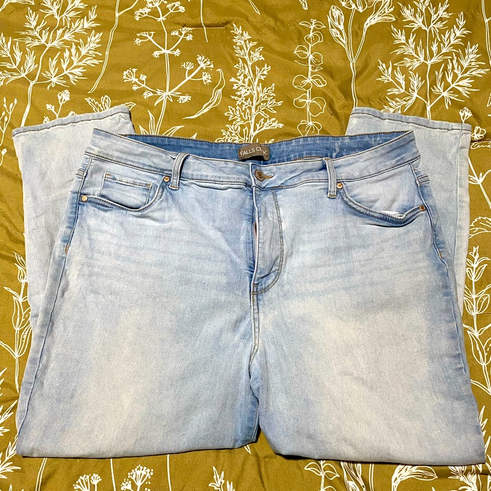 Falls Creek Light Wash Ripped Skinny Jeans 18